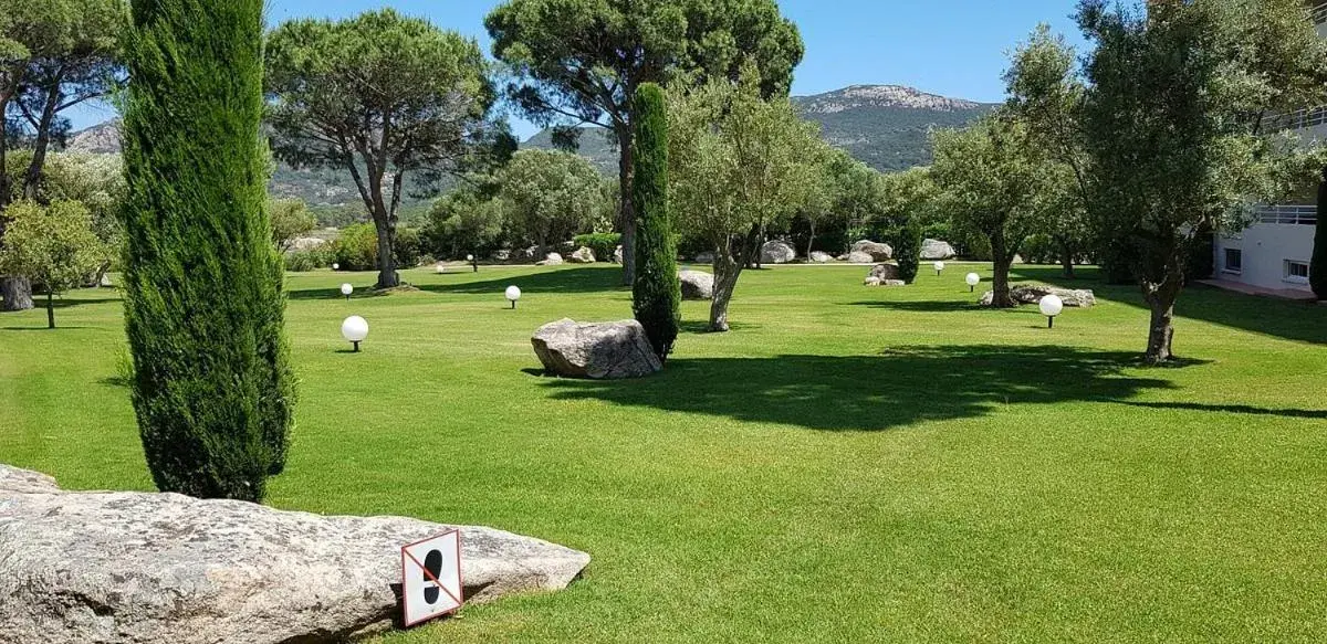 Garden in Résidence Salina Bay